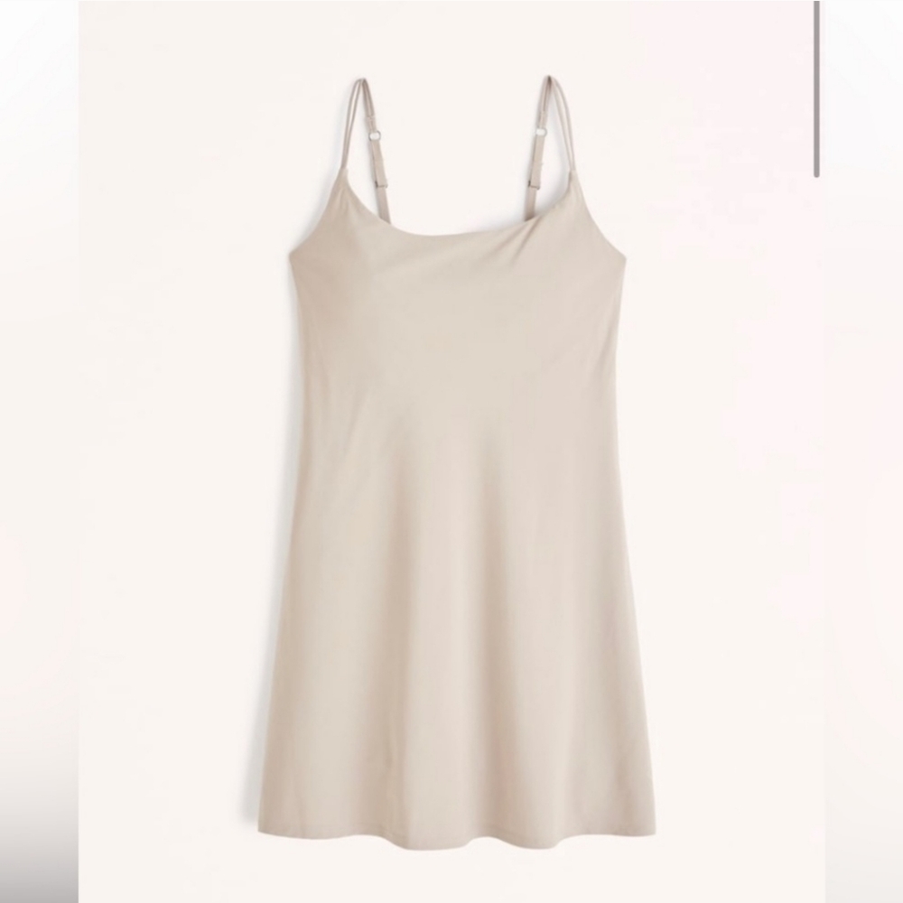 NWOT Abercrombie and Fitch Cream Traveler Dress